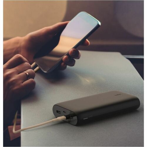 BOOST CHARGE 4-Port 27k PD 32w Powerbank