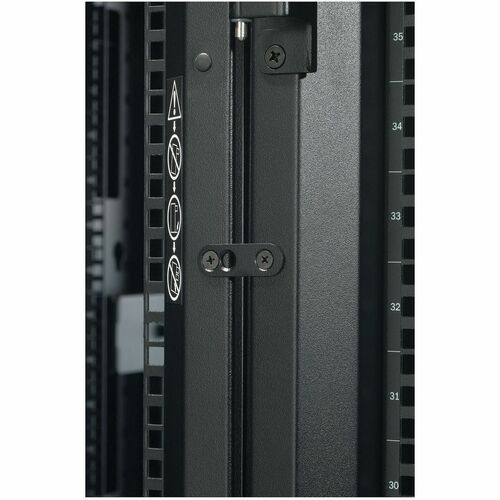 APC NetShelter SX 42U Server Rack Enclos