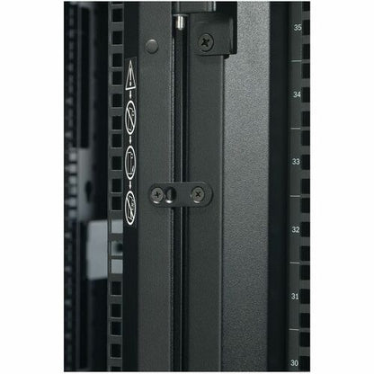 APC NetShelter SX 42U Server Rack Enclos