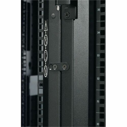 APC NetShelter SX 42U Server Rack Enclos