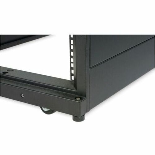 NetShelter SX 24U 600mm x 1070mm Deep En