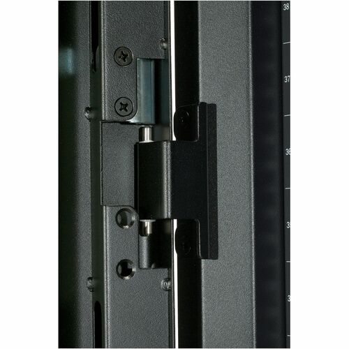 NetShelter SX 48U 600mm Wide x 1070mm De