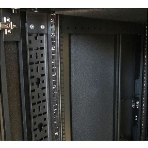APC NetShelter CX 38U Secure Soundproofe