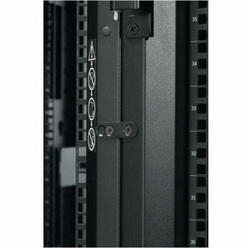 NetShelter SX 45U 600mm Widex1070mm Deep