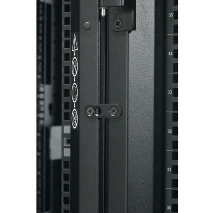 NetShelter SX 45U 600mm Widex1070mm Deep